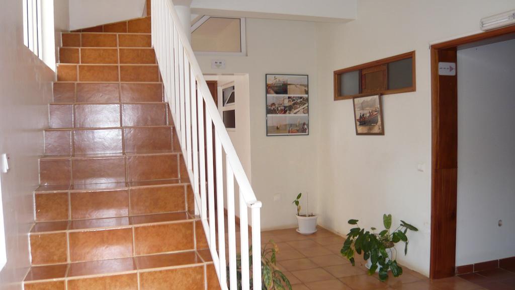 Residencial Che Guevara Bed&Breakfast Mindelo Esterno foto